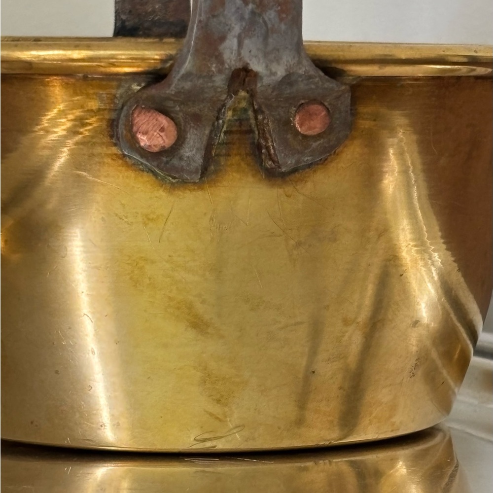 Vintage Brass Bucket W/Copper Rivets Cauldron Farmhouse Style - Picture 4 of 11